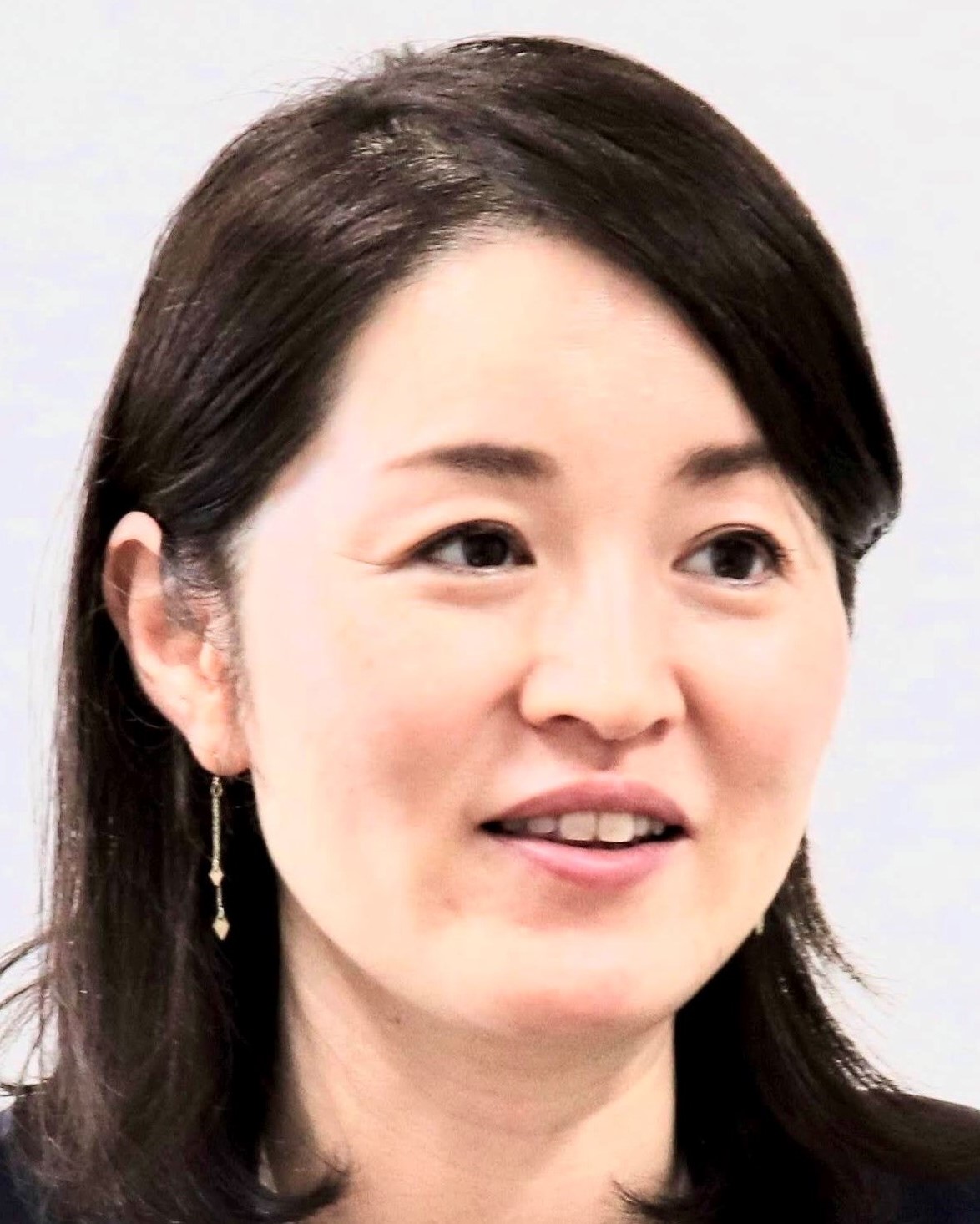 三重野 真代 氏