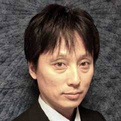 坪内 一雄 氏