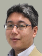 石郷岡 祐 氏
　　　　　　　　　　　