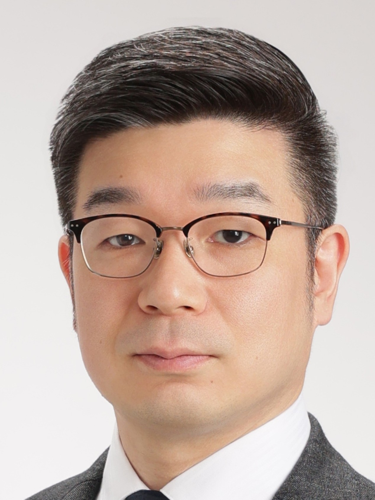村山 哲也 氏